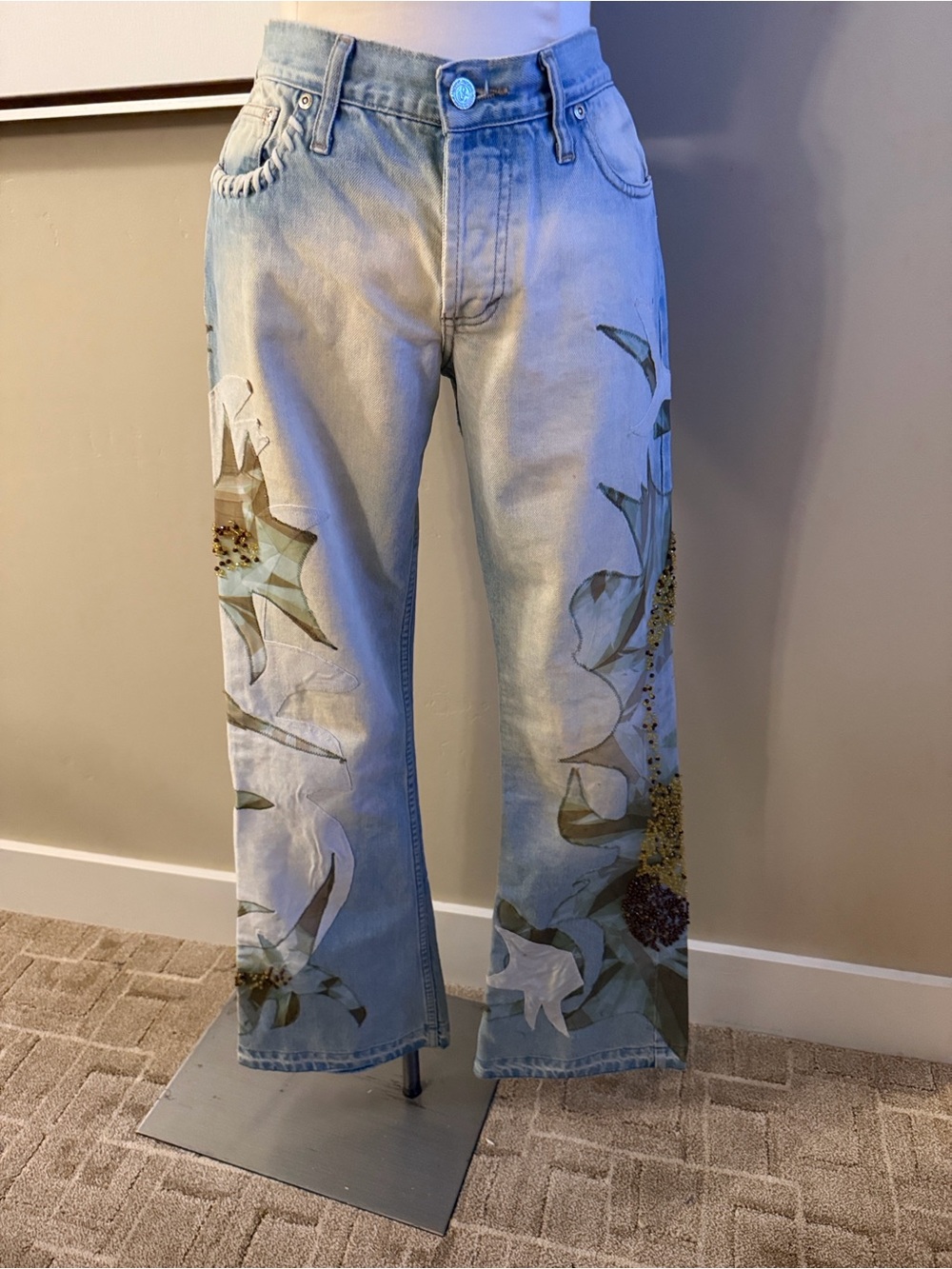 Light Wash Floral Embroidered Bootcut Jeans - Women's